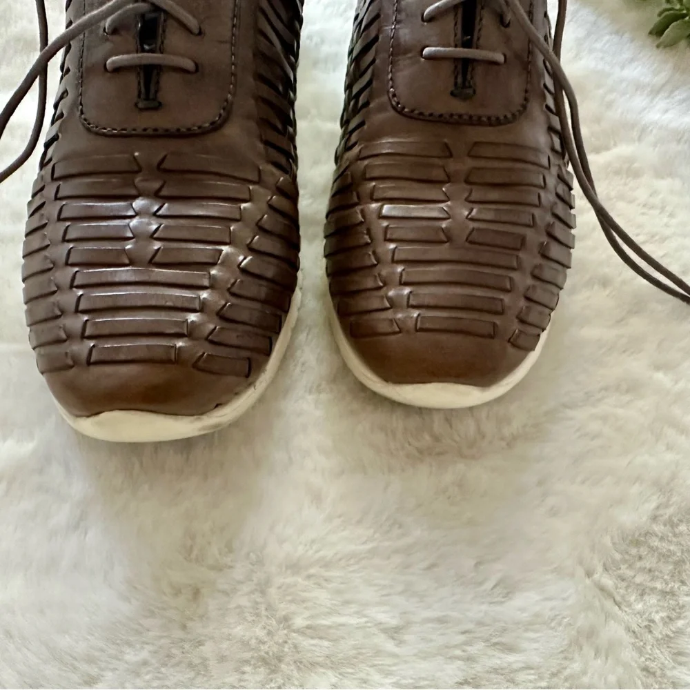 Cole Haan | Women’s Zerogrand Huarache Oxfords - Size 9.5 - Taupe - EUC - Picture 3 of 9